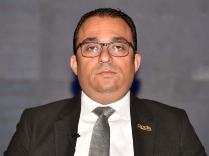 الرئيس التنفيذي لشركة رادكس للتطوير العقاري المهندس أكرم الشيخ لبرنامج الي بنى مصر:  المعارض العقارية تدعم القطاع العقاري وأساس نجاح الشركات فرصة لجذب المزيد من الاستثمارات وتساعد على تصدير العقار
